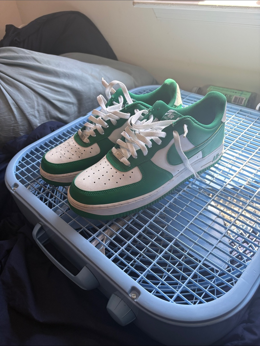 Nike Kids Green and White Low-Top Sneakers - Youth